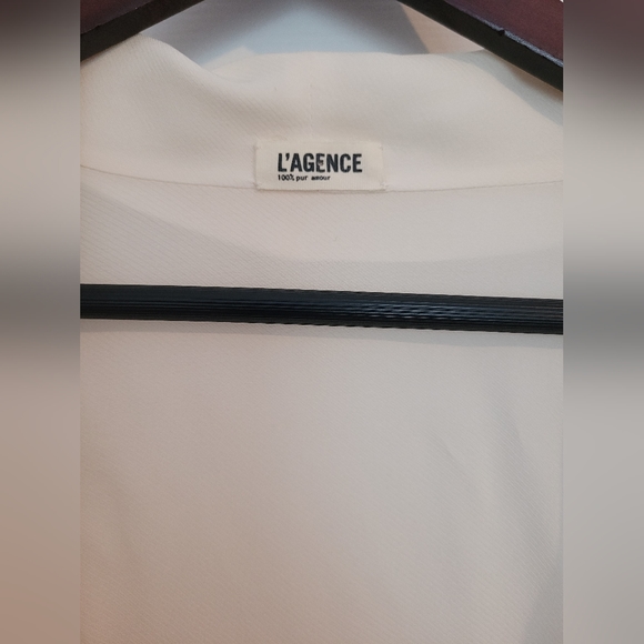 L'agence - Picture 2 of 2